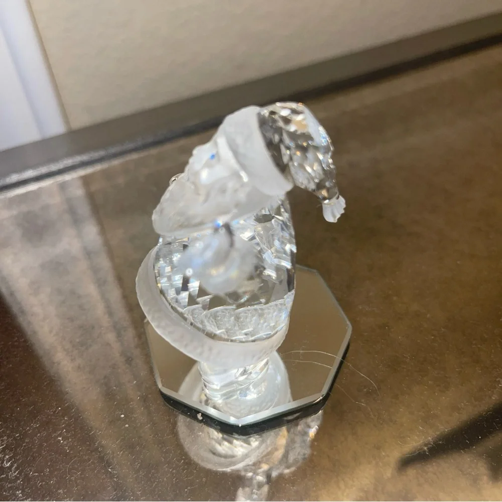 Swarovski Crystal Santa Figurine - Picture 3 of 5